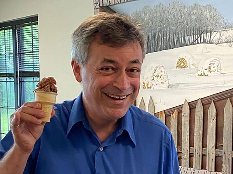 KHH principal Jim holding icecream cone