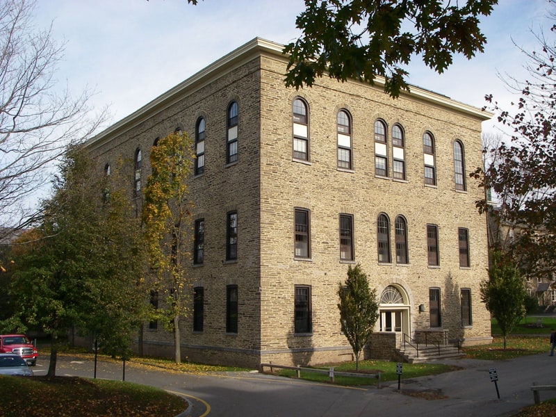 Colgate University Alumni Hall